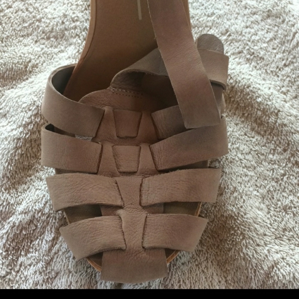 Dolce vita platform Sandler